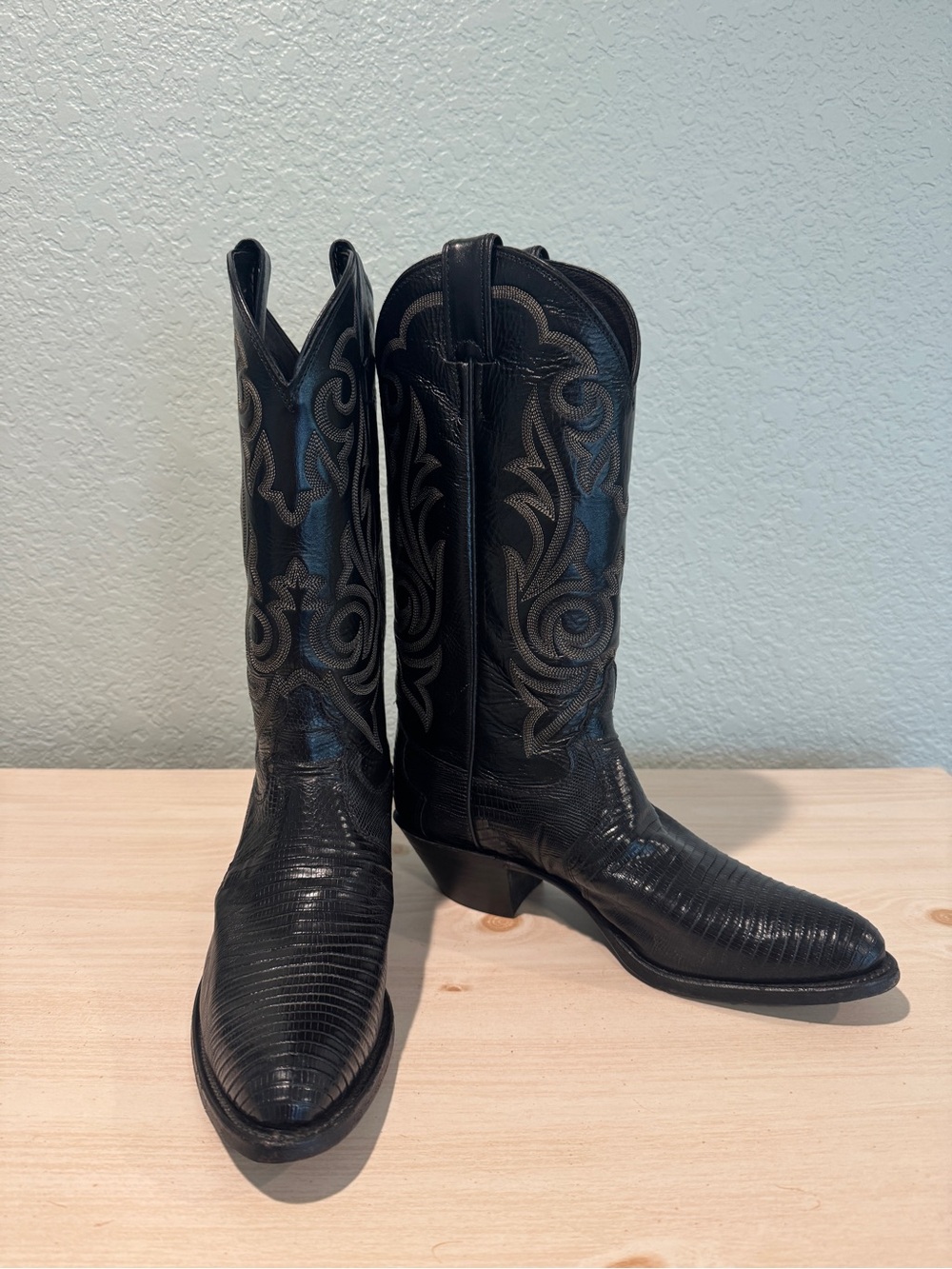 Vintage Justin Exotic Reptile Leather Western Boots